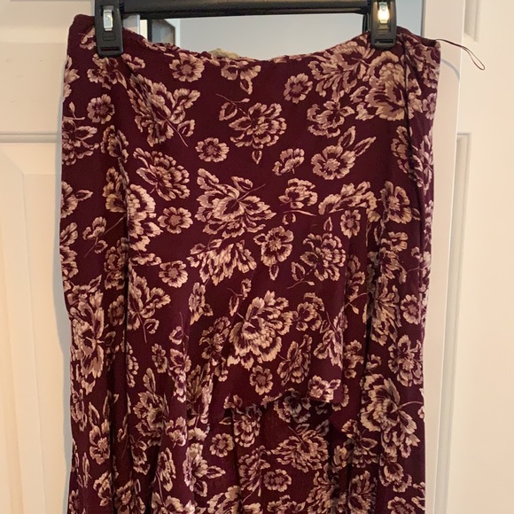 Floral ruffle hem high low skirt - Picture 2 of 2